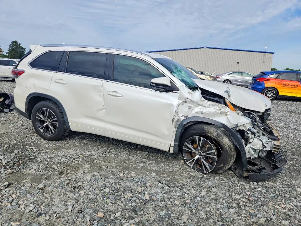 TOYOTA HIGHLANDER 2016 VIN 5TDKKRFH6GS176174
