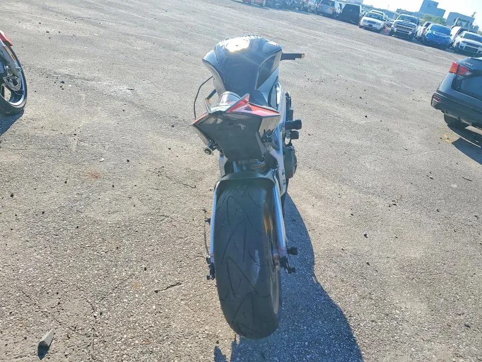 APRILIA MOTORCYCLE 2012