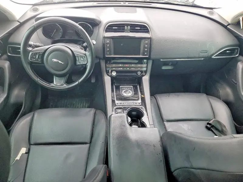 JAGUAR F-PACE 2017 VIN SADCS2BV1HA053747