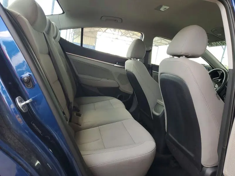 HYUNDAI ELANTRA 2019 VIN 5NPD84LF0KH455602