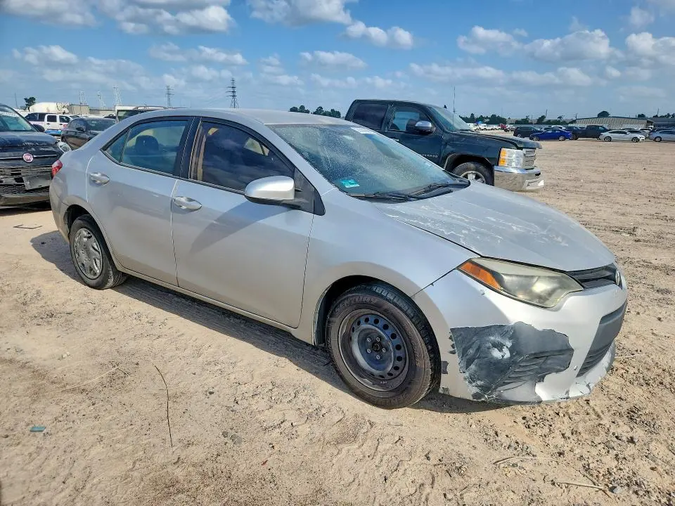 2015 TOYOTA COROLLA