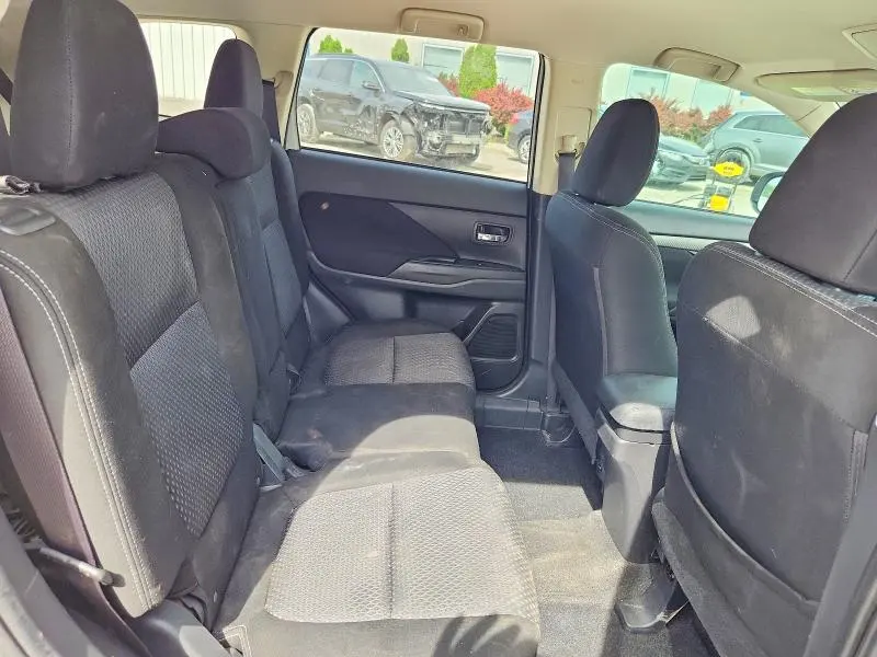 MITSUBISHI OUTLANDER 2016 VIN JA4AZ3A36GZ021567
