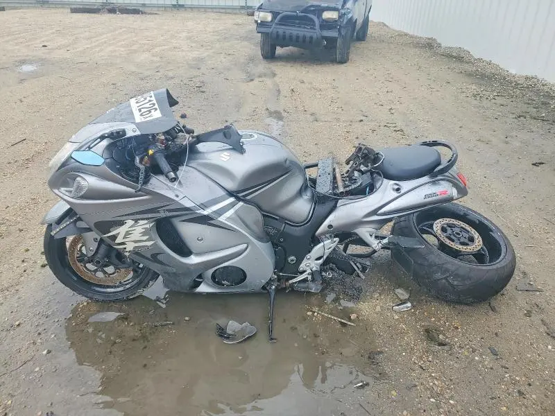 SUZUKI GSX1300 2009