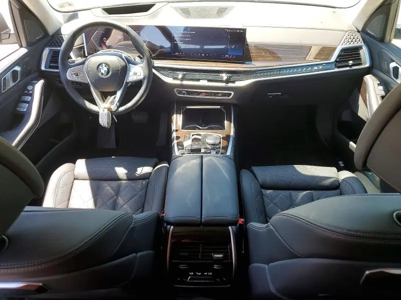 BMW X7 2025 VIN 5UX23EM07S9Z65653