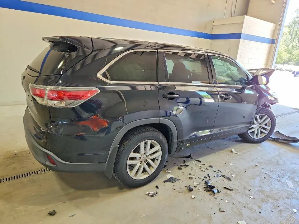 TOYOTA HIGHLANDER 2015 VIN 5TDBKRFH5FS214735