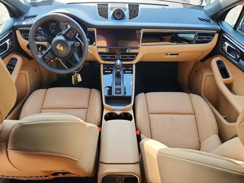 Фото 8 - PORSCHE MACAN