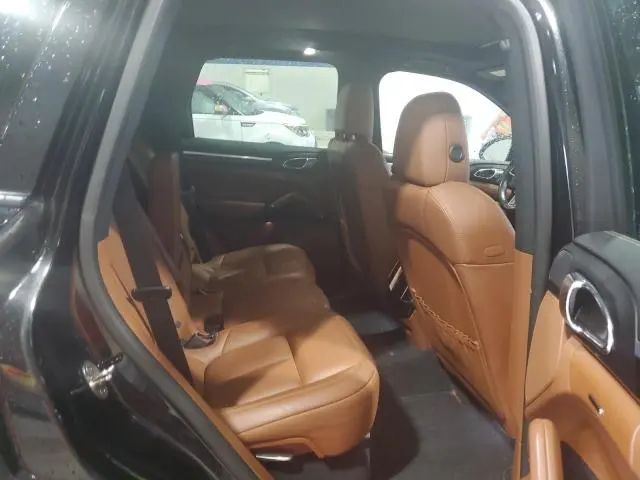 PORSCHE CAYENNE 2017 VIN WP1AA2A27HKA86824