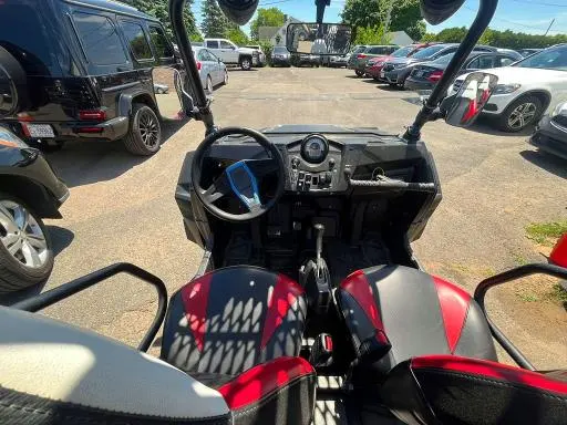 POLARIS SIDEBYSIDE 2014