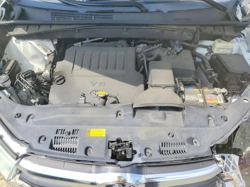 TOYOTA HIGHLANDER 2015 VIN 5TDJKRFH9FS161873