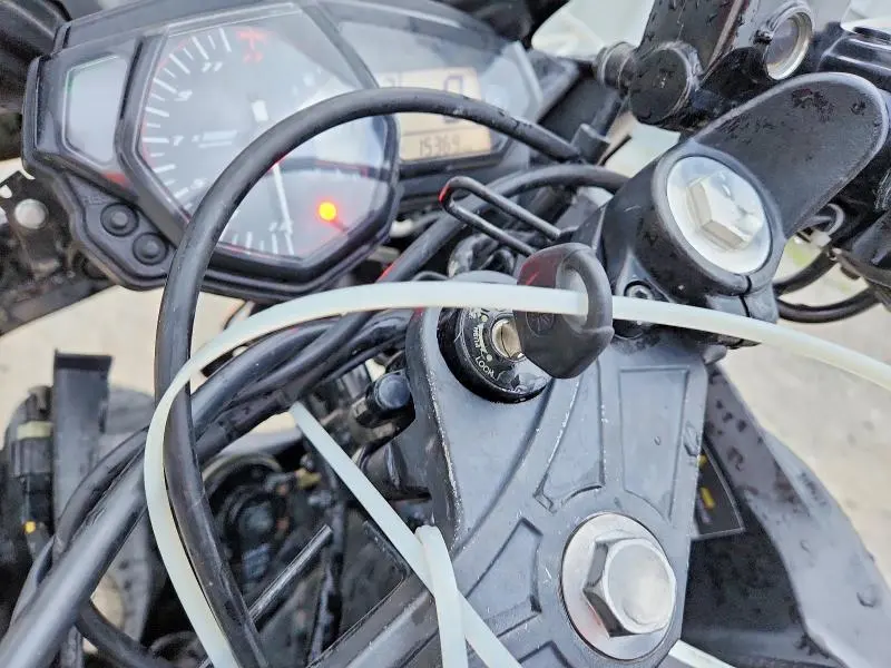 YAMAHA YZF600 2015