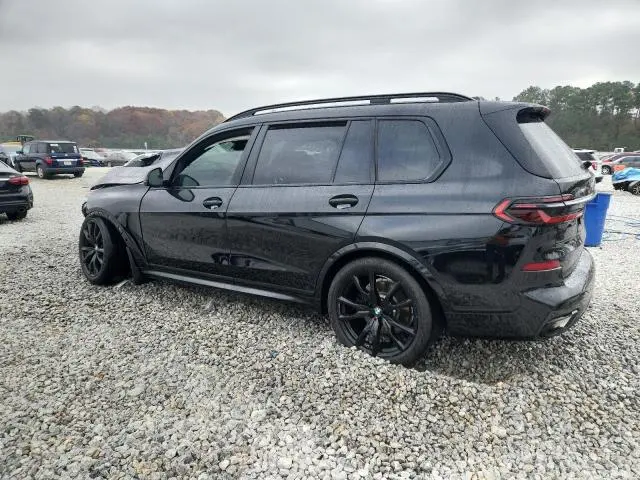 Фото 2 - BMW X7