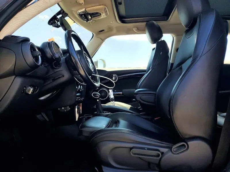 MINI COOPER 2020 VIN WMWXR5C09L2L33770