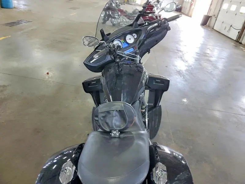 VICTORY MOTORCYCLE 2013
