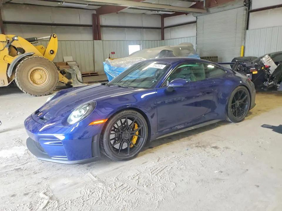 2025 PORSCHE 911