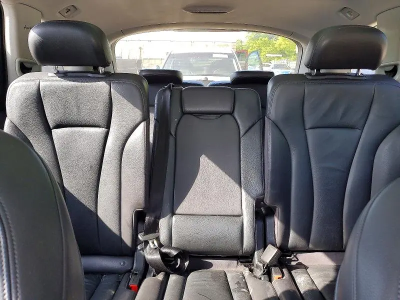 AUDI Q7 2017 VIN WA1AHAF77HD045829