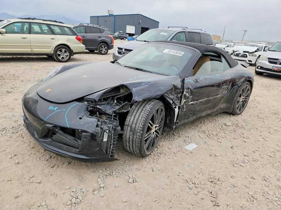 2017 PORSCHE 911