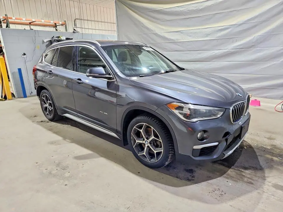 BMW X1 2016 VIN WBXHT3Z30G4A50527
