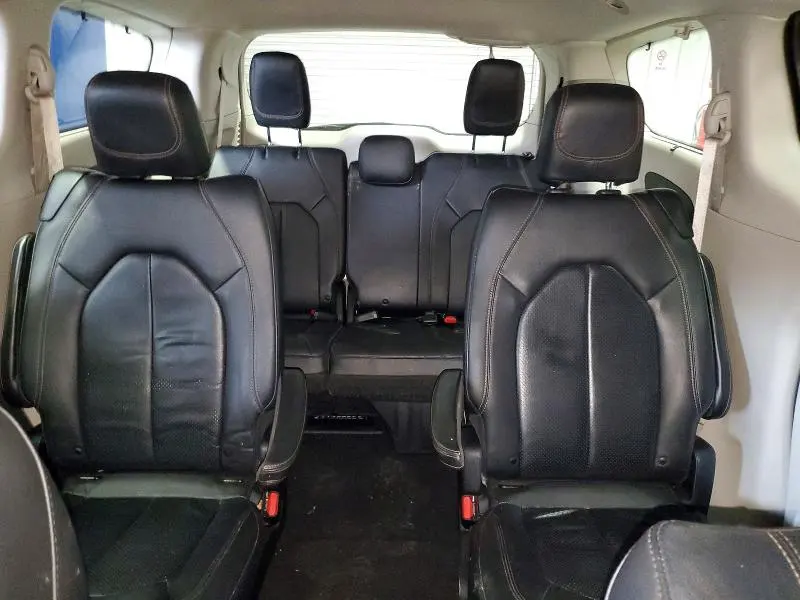 CHRYSLER PACIFICA 2019 VIN 2C4RC1BG9KR665762