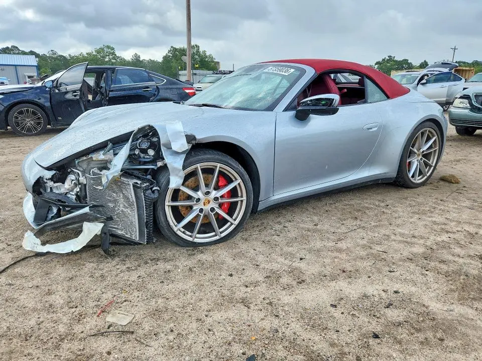 2020 PORSCHE 911