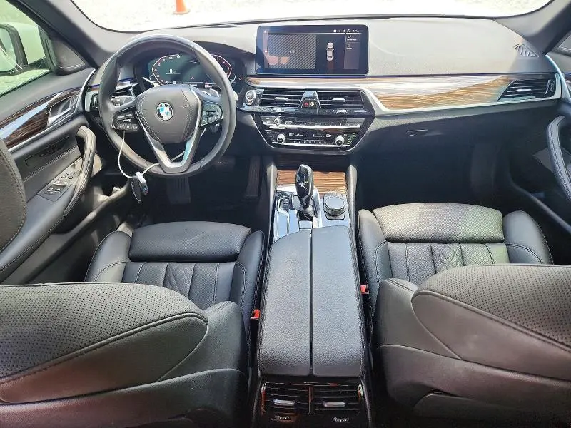 BMW 5 SERIES 2022 VIN WBA53BH06NWX83324