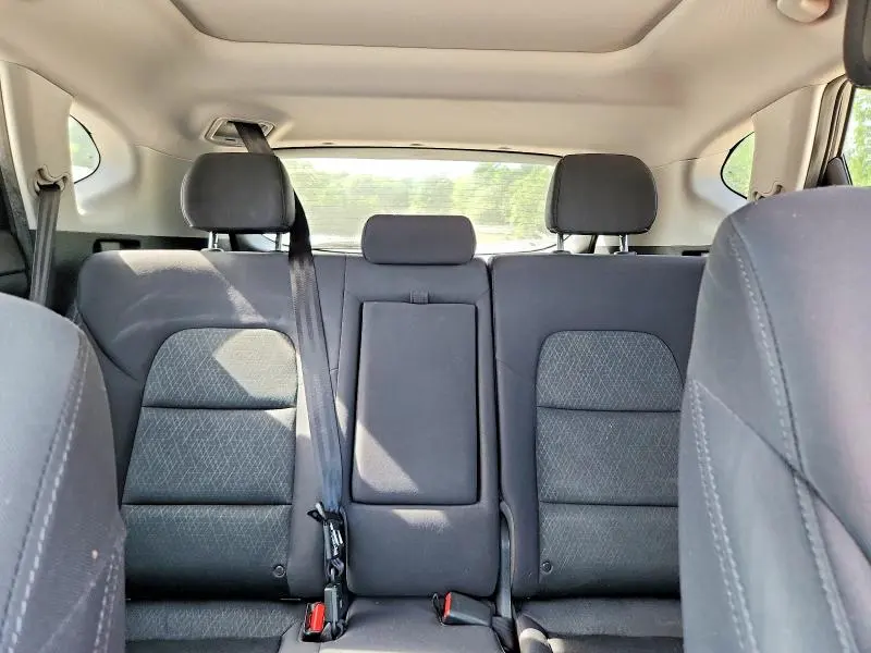 HYUNDAI TUCSON 2018 VIN KM8J3CA2XJU794296