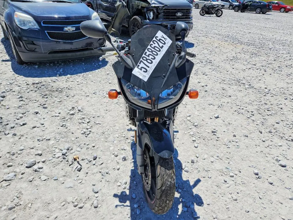 YAMAHA FZS10 2001