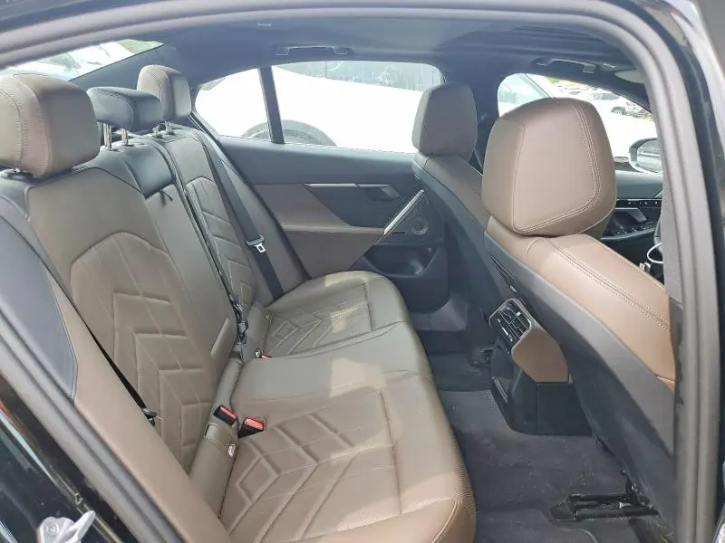 BMW 5 SERIES 2024 VIN WBA53FJ05RCP81282
