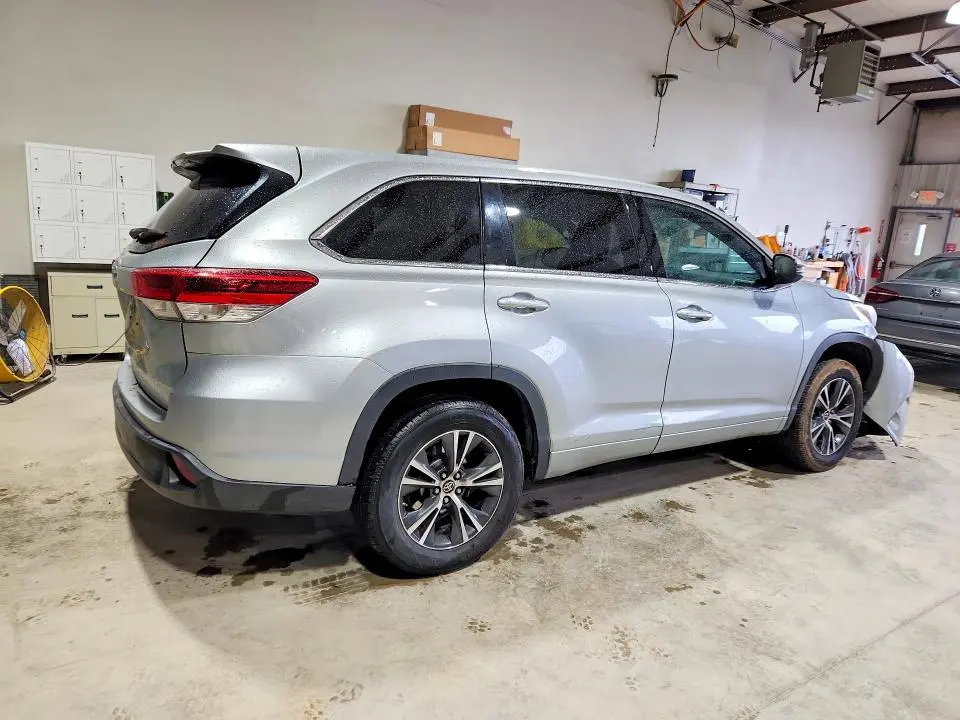 TOYOTA HIGHLANDER 2018 VIN 5TDZARFH0JS035819