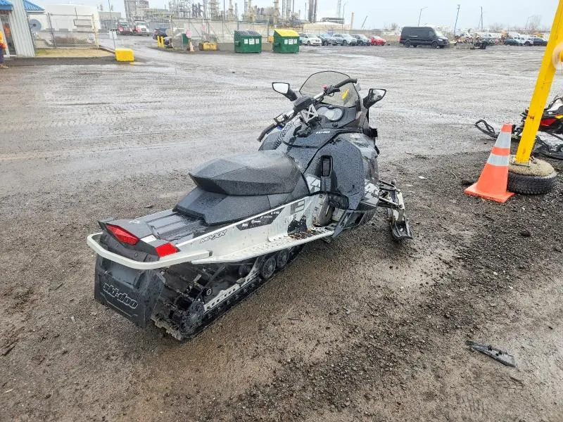 SKI-DOO MX Z X 120 2009