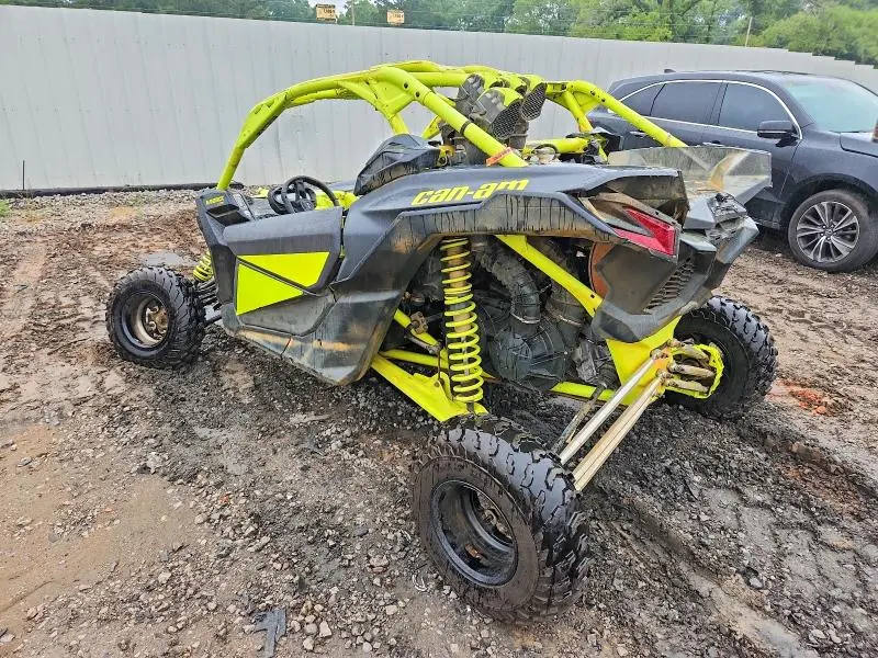 CAN-AM SIDEBYSIDE 2020