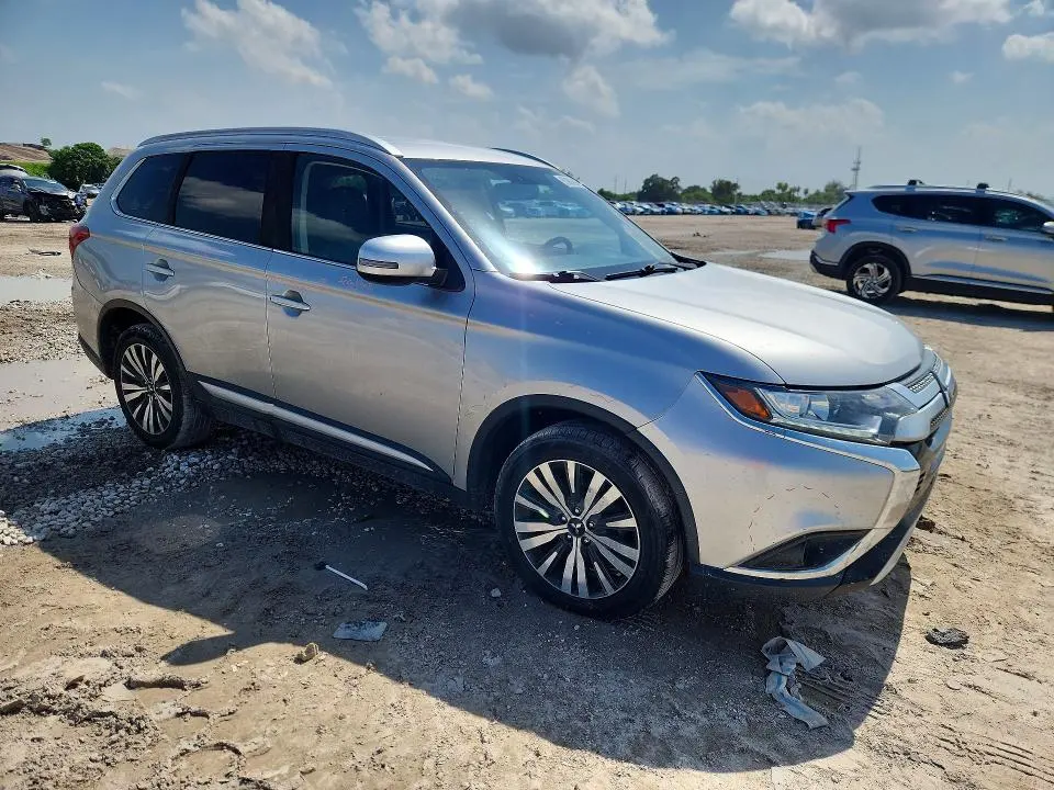 MITSUBISHI OUTLANDER 2019 VIN JA4AD3A35KJ001283