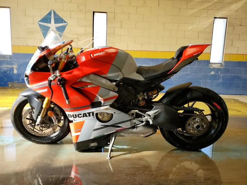 DUCATI PANIGALE 2019