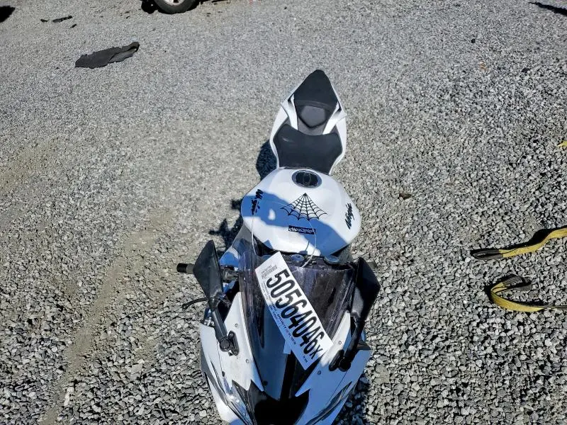 KAWASAKI NINJA 600 2021