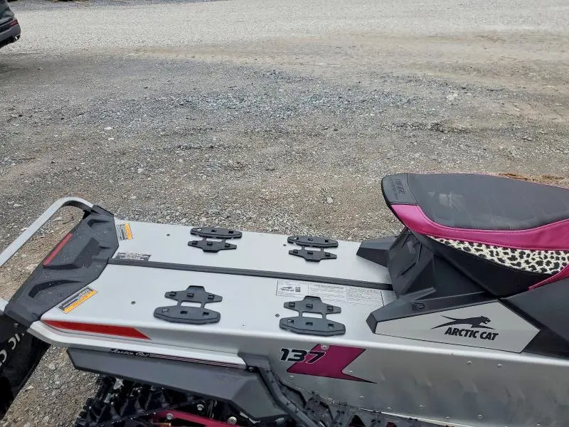 ARCTIC-CAT ZR858 137 2026