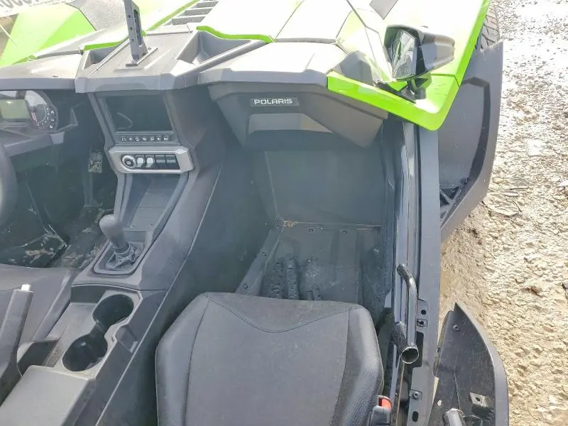 POLARIS SLINGSHOT 2025