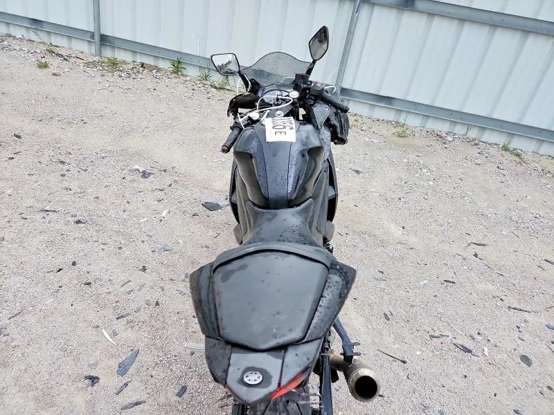 YAMAHA YZF600 2015