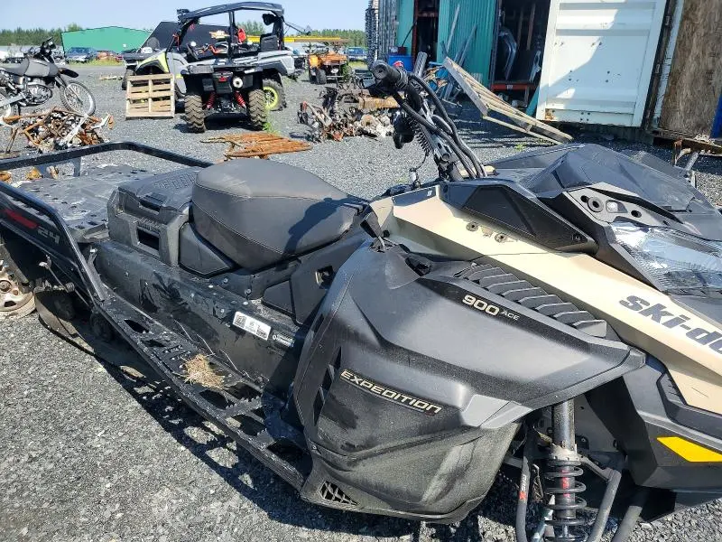 SKI-DOO  2023