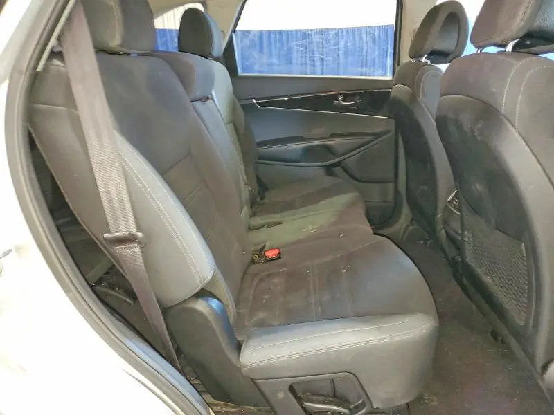 KIA SORENTO 2016 VIN 5XYPGDA55GG109022