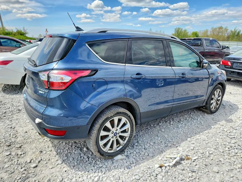 FORD ESCAPE 2018 VIN 1FMCU9J90JUC79488