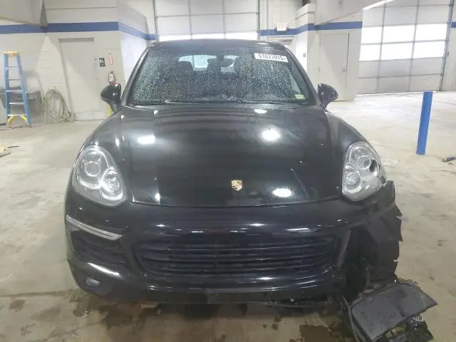 PORSCHE CAYENNE 2017 VIN WP1AA2A27HKA86824