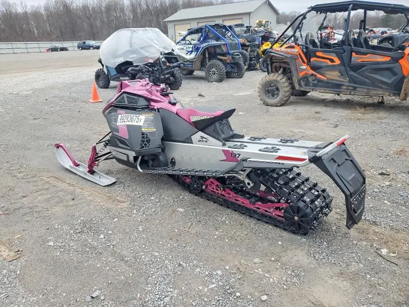 ARCTIC-CAT ZR858 137 2026