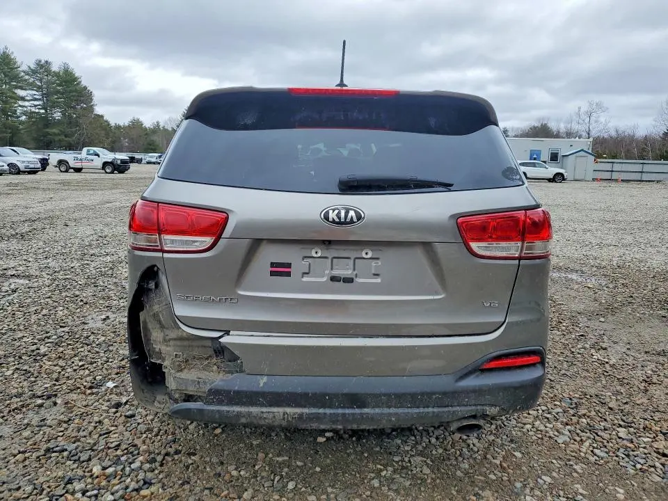 KIA SORENTO 2018 VIN 5XYPGDA58JG375707