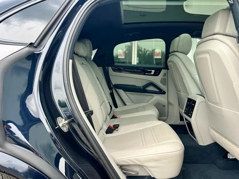 PORSCHE CAYENNE 2021 VIN WP1BA2AY1MDA42471