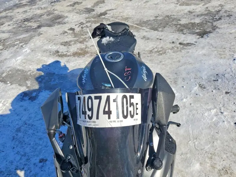 KAWASAKI NINJA 600 2015