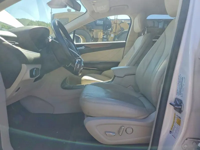 LINCOLN MKC 2018 VIN 5LMCJ2D92JUL20275