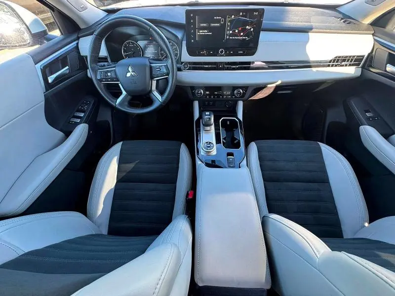 MITSUBISHI OUTLANDER 2025 VIN JA4J4VA88SZ021889
