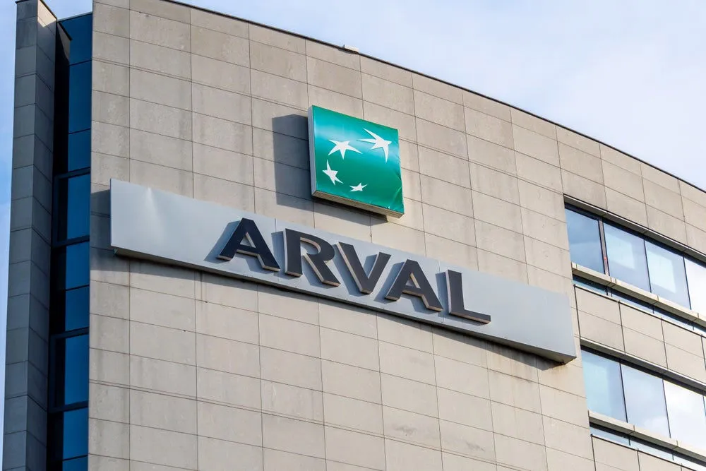 Логотип Arval